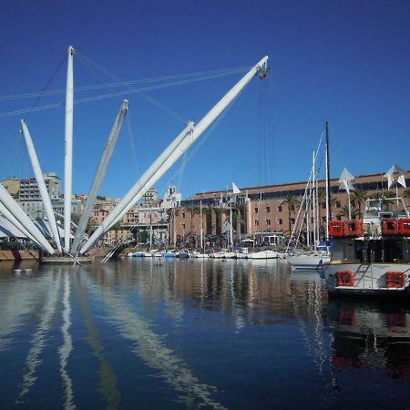 Апартаменты Una Porta Sul Porto Antico Генуя Экстерьер фото