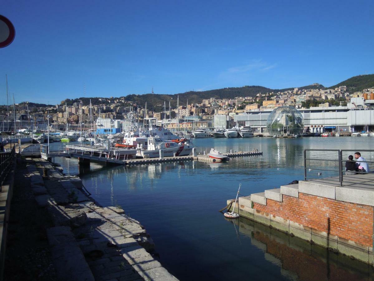 Апартаменты Una Porta Sul Porto Antico Генуя Экстерьер фото